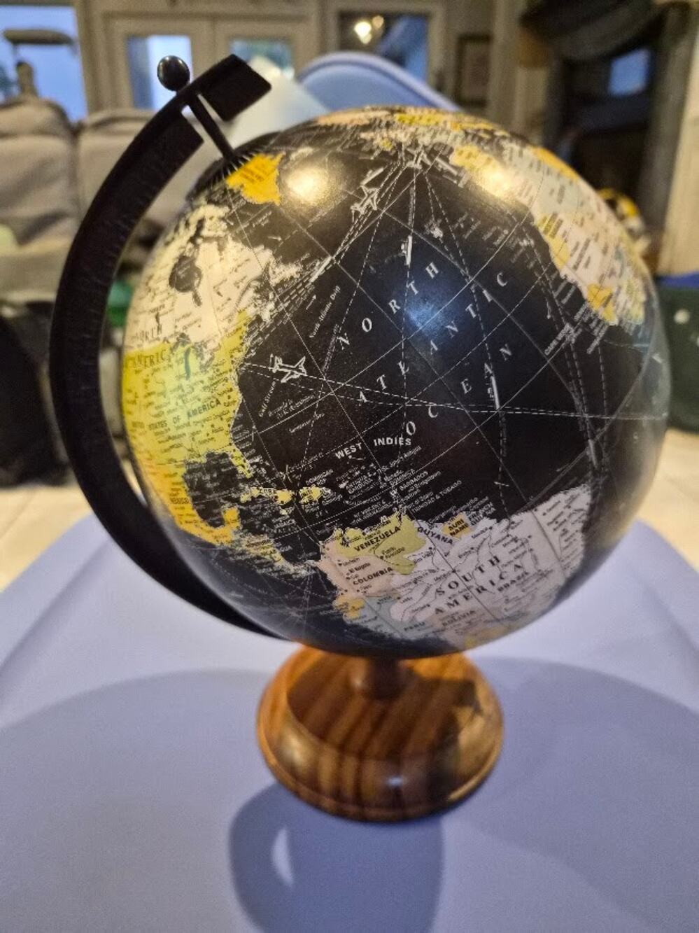 POTTERYBARN Mini Globe